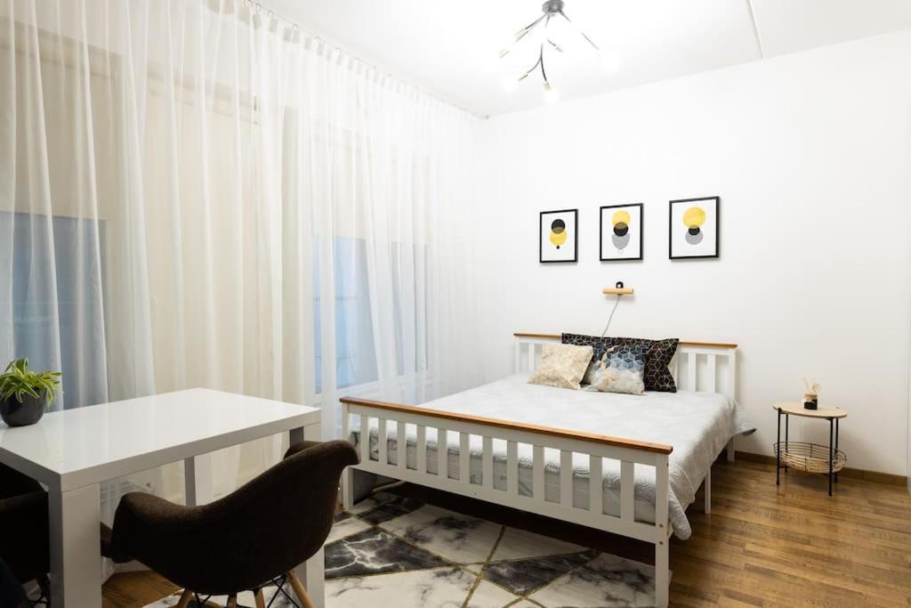 Modern & Cozy Place In The Very Heart Of Tallinn Extérieur photo